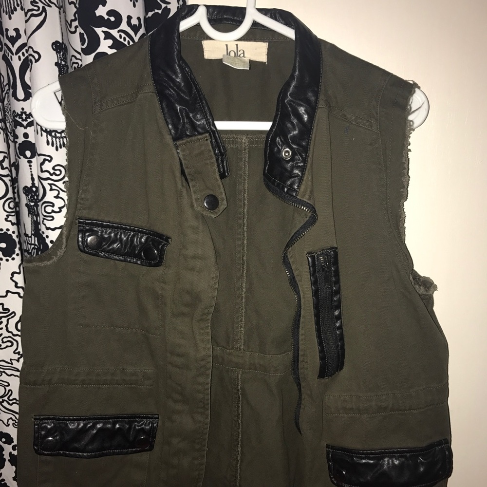 Olive vest with leather detailing